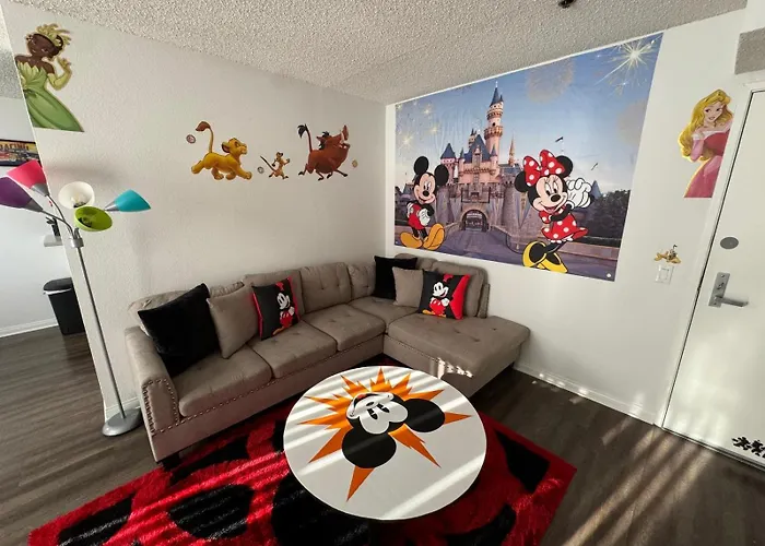 Mario, Disney & Not Themed Loft Universal Studios 10Min Loft Apartment